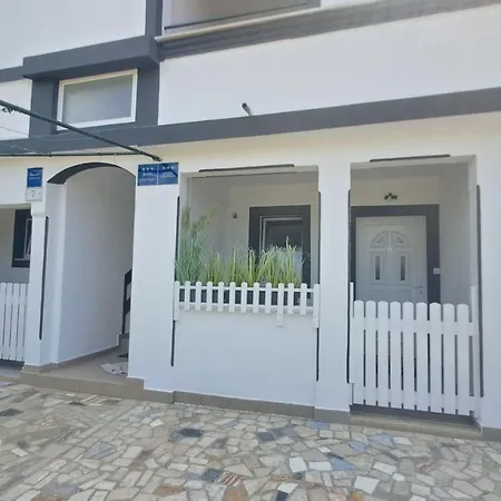 Apartment Mirko